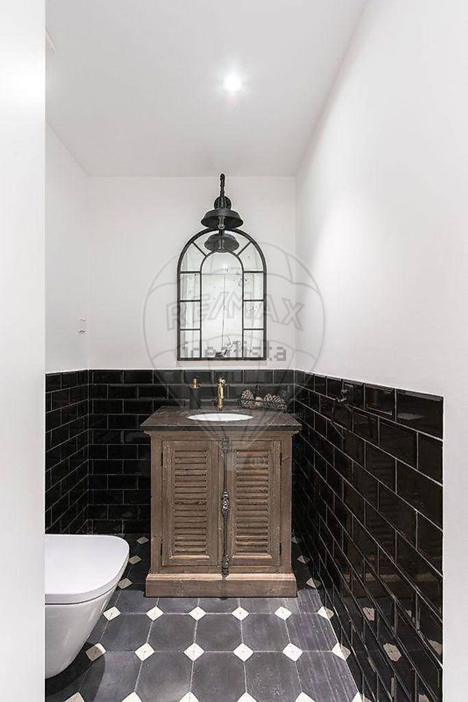 小楼房或独栋别墅出售在Largo da Eira, 6 - 照片