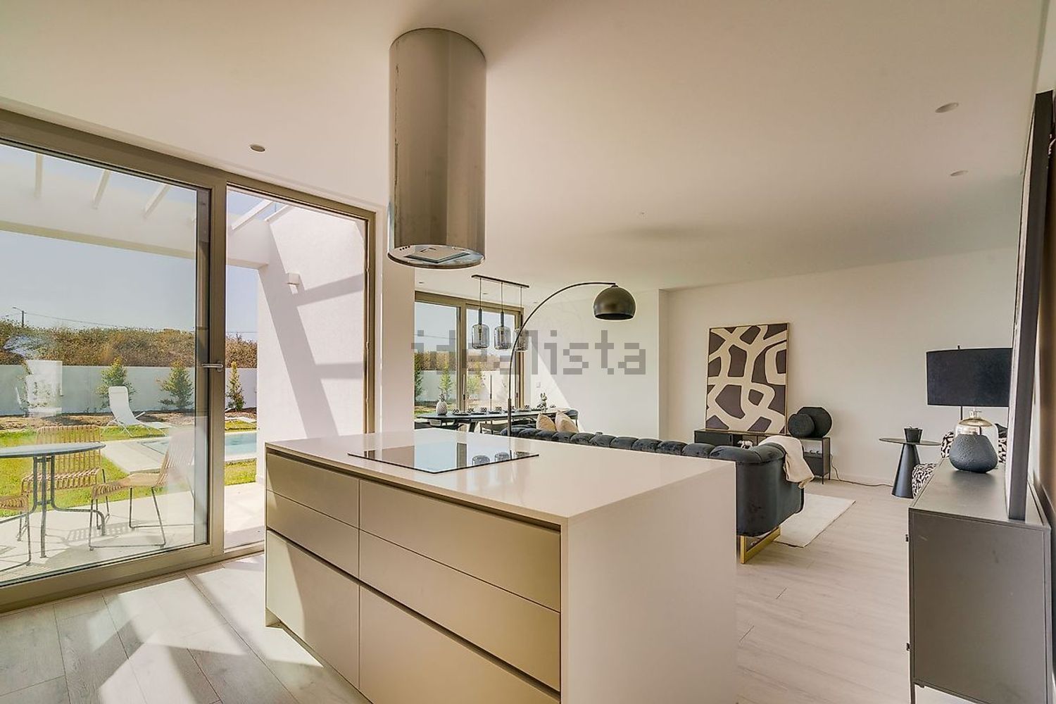 小楼房或独栋别墅出售在Avenida Nossa Senhora da Esperança - 照片