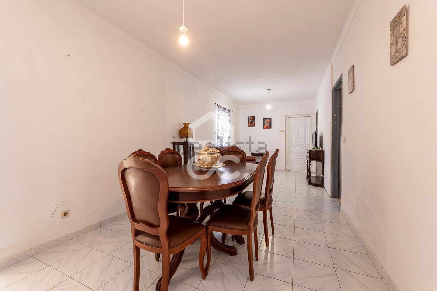 小楼房或独栋别墅出售在Lamas e Cercal - 客厅