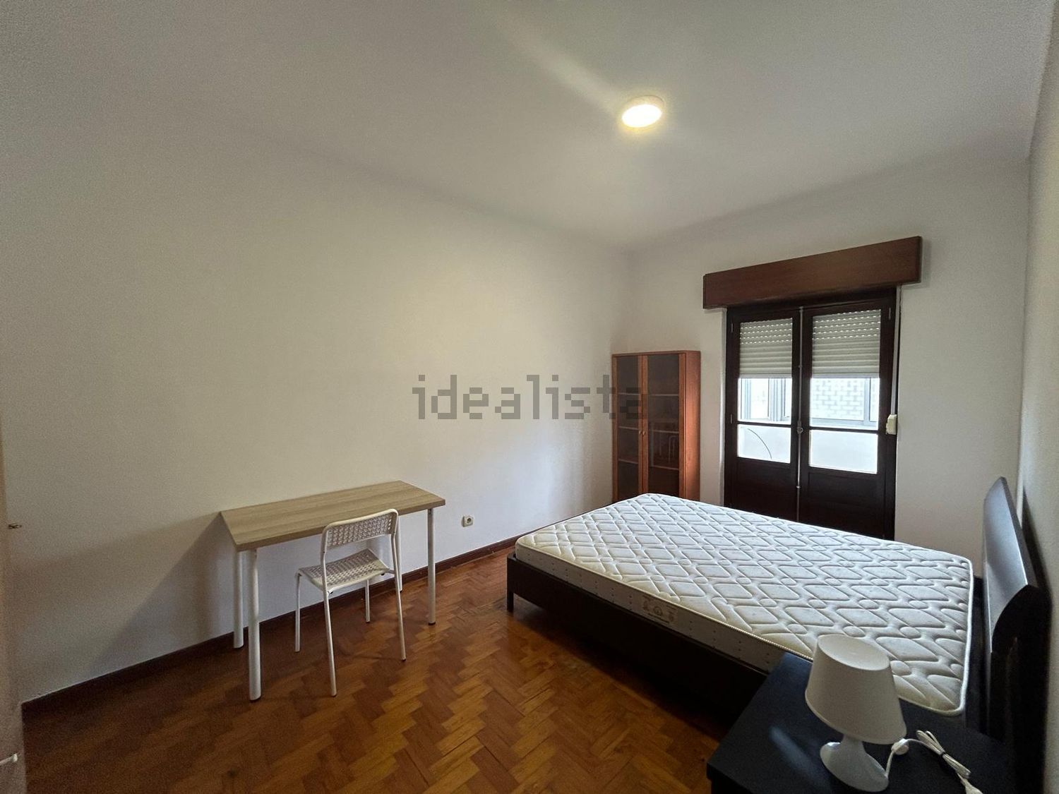 出租房间在Rua do Bocage, 3 - 卧室