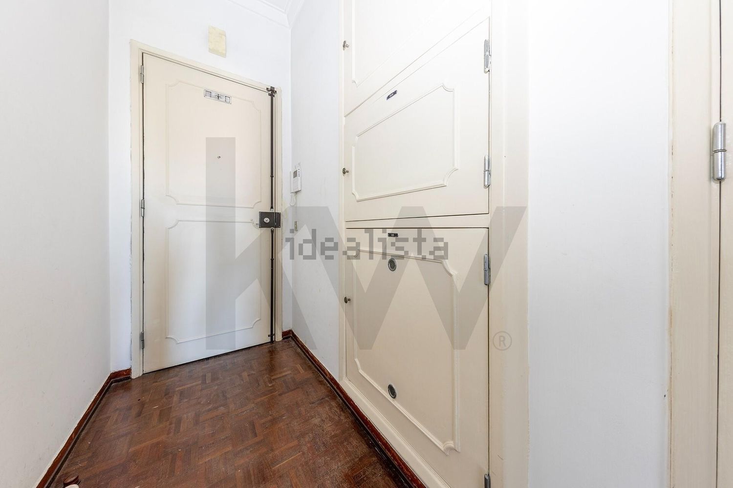 出租公寓 t1在Bairro dos Actores - Barão Sabrosa - 过道