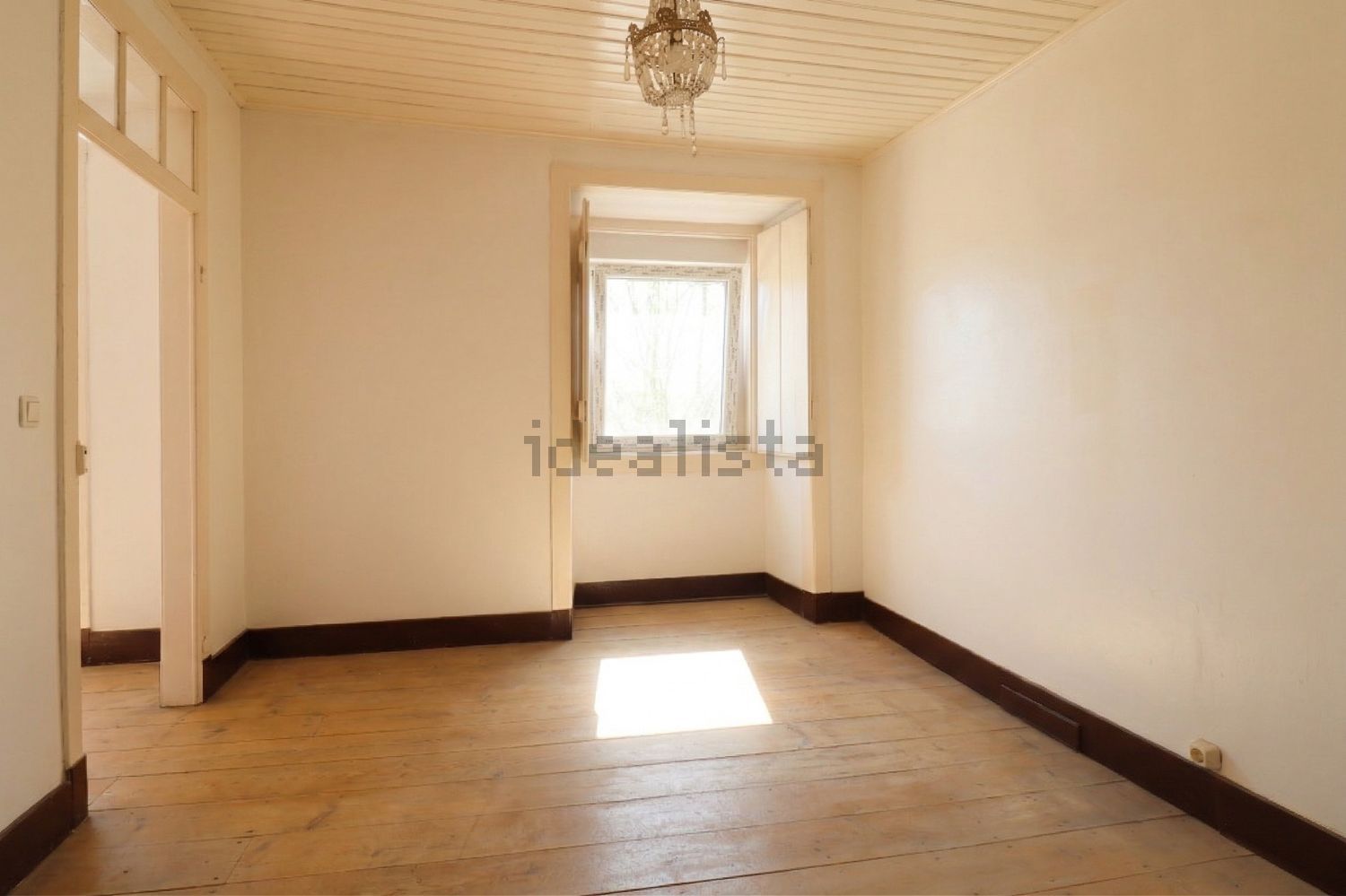 小楼房或独栋别墅出售在Rua do Pocinho - 餐厅