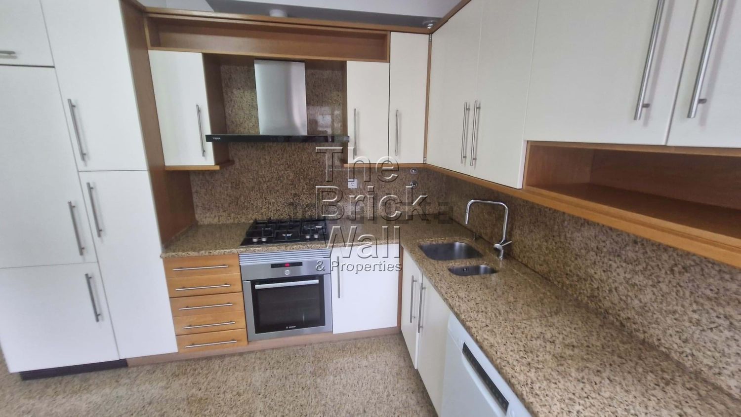 出租公寓 t3在Alto dos Moinhos - 厨房