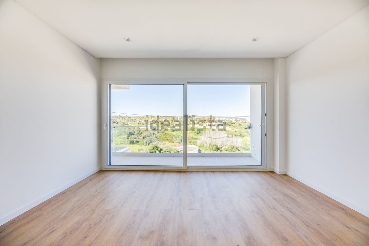 小楼房或独栋别墅出售在Santa Iria de Azoia - São João da Talha - Bobadela - 居住