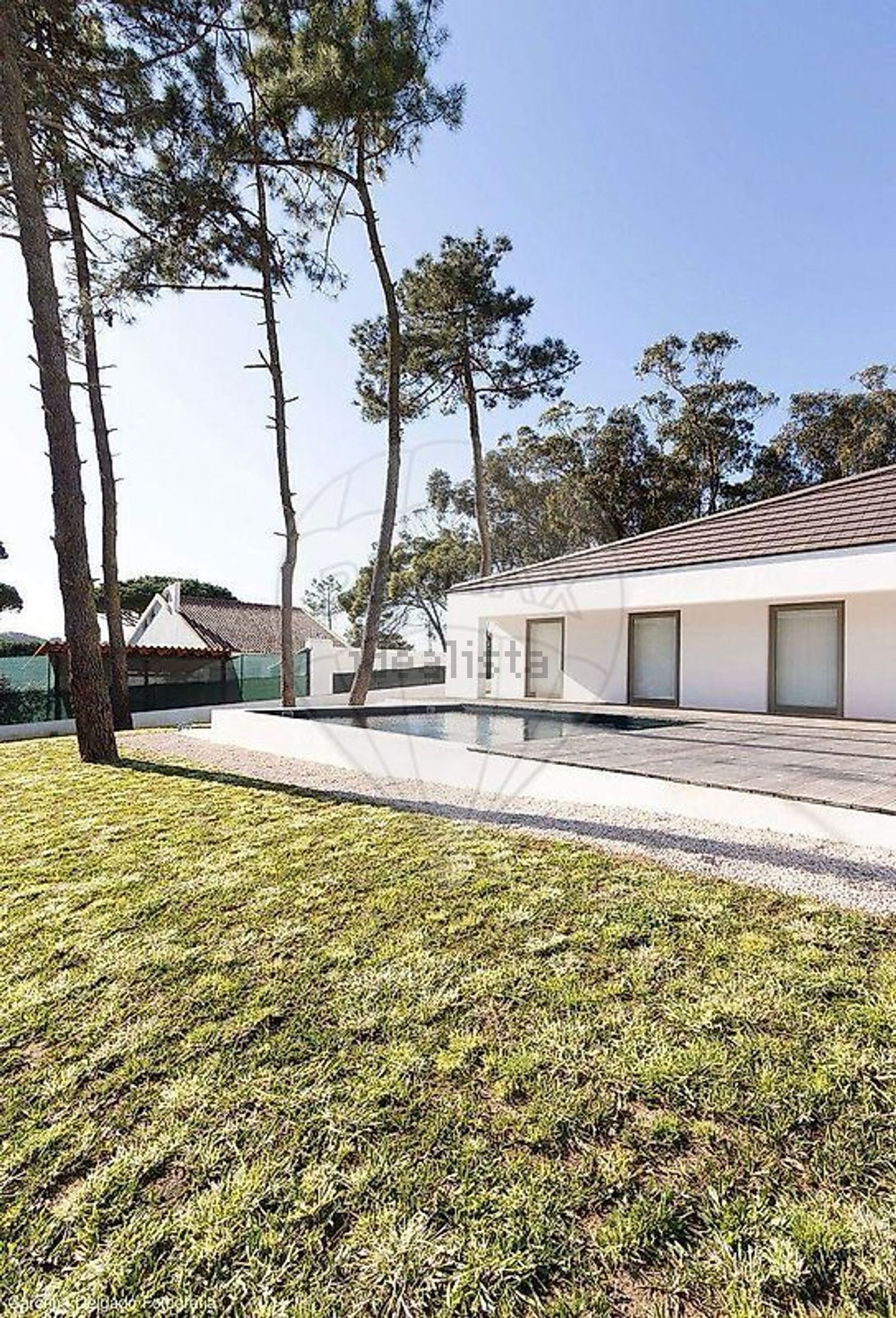 小楼房或独栋别墅出售在Largo da Eira, 6 - 外立面