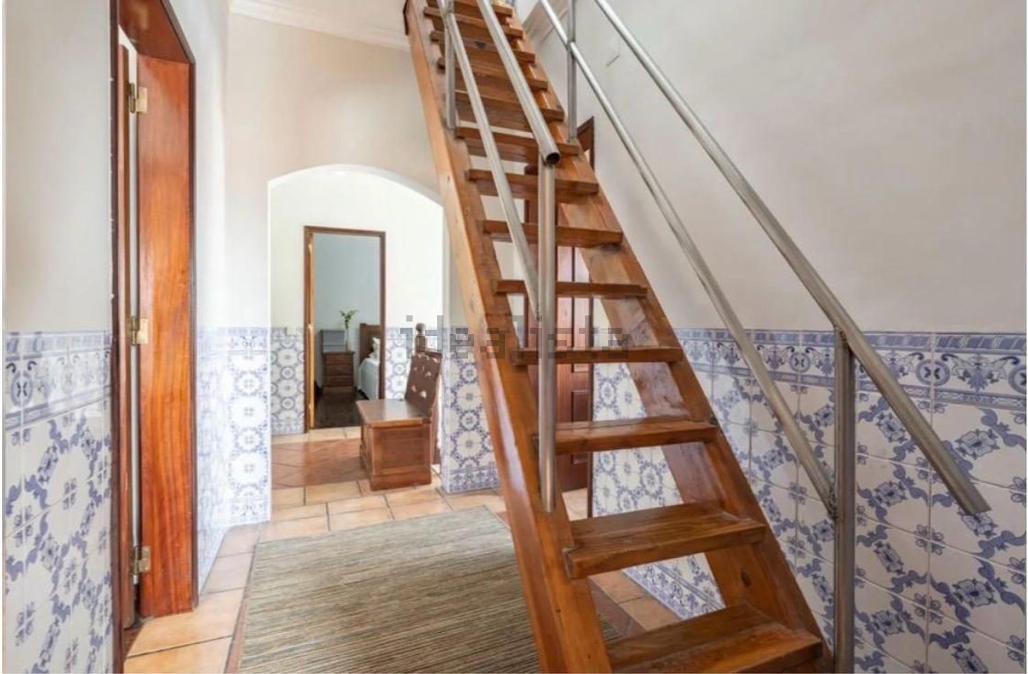 小楼房或独栋别墅出售在Lagoinha - Vale de Touros - 楼梯