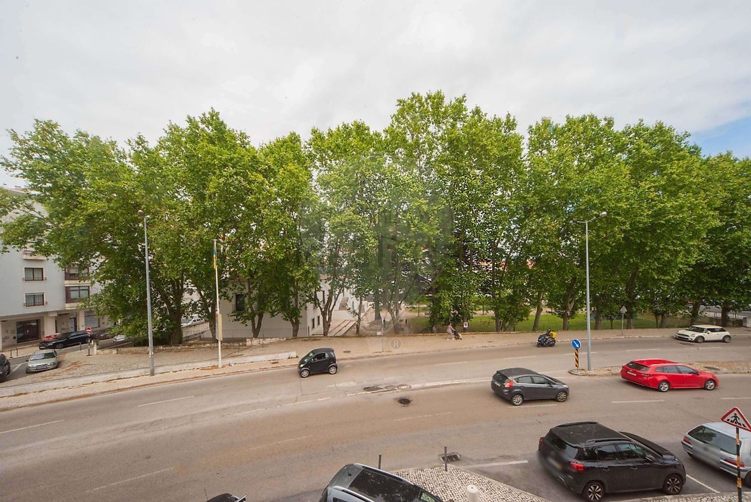 公寓 t2出售在Praça Professor Egas Moniz - 照片