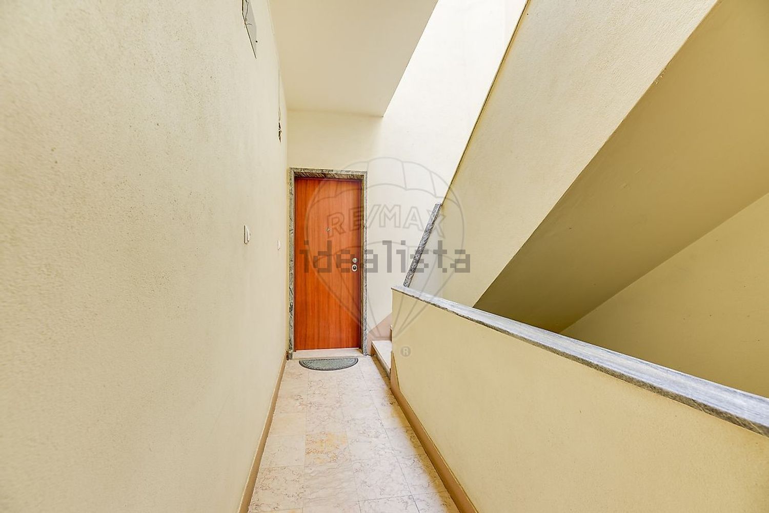 公寓 t3出售在Praceta Heróis de Aljubarrota. - 详情