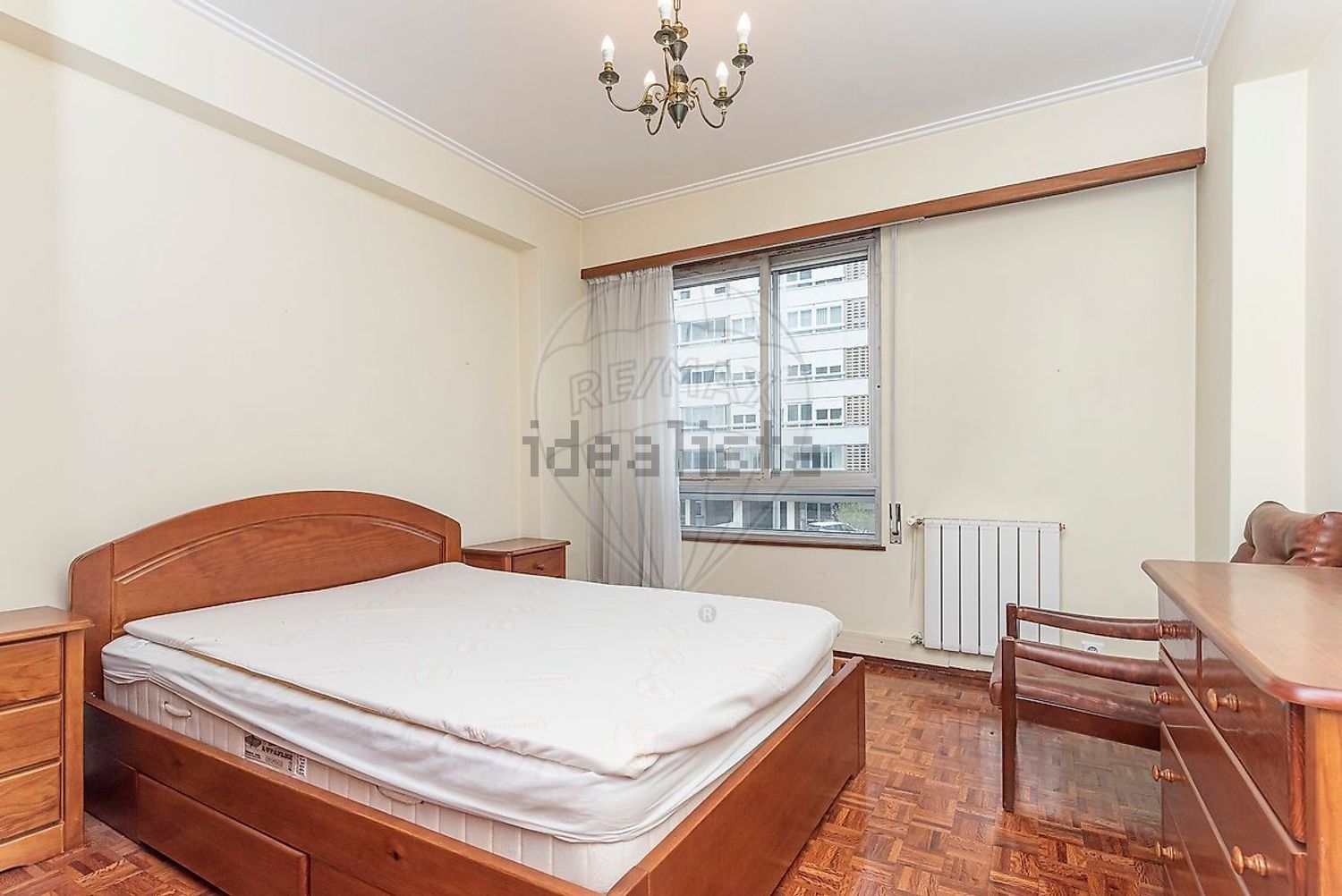 公寓 t3出售在Rua Júlio Dinis - 卧室