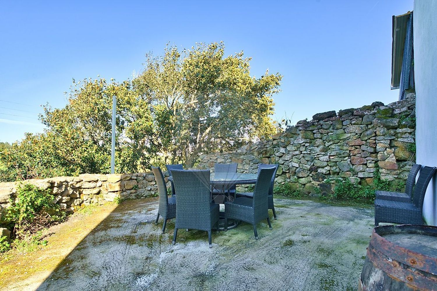 小楼房或独栋别墅出售在Rua da Liberdade - 花园