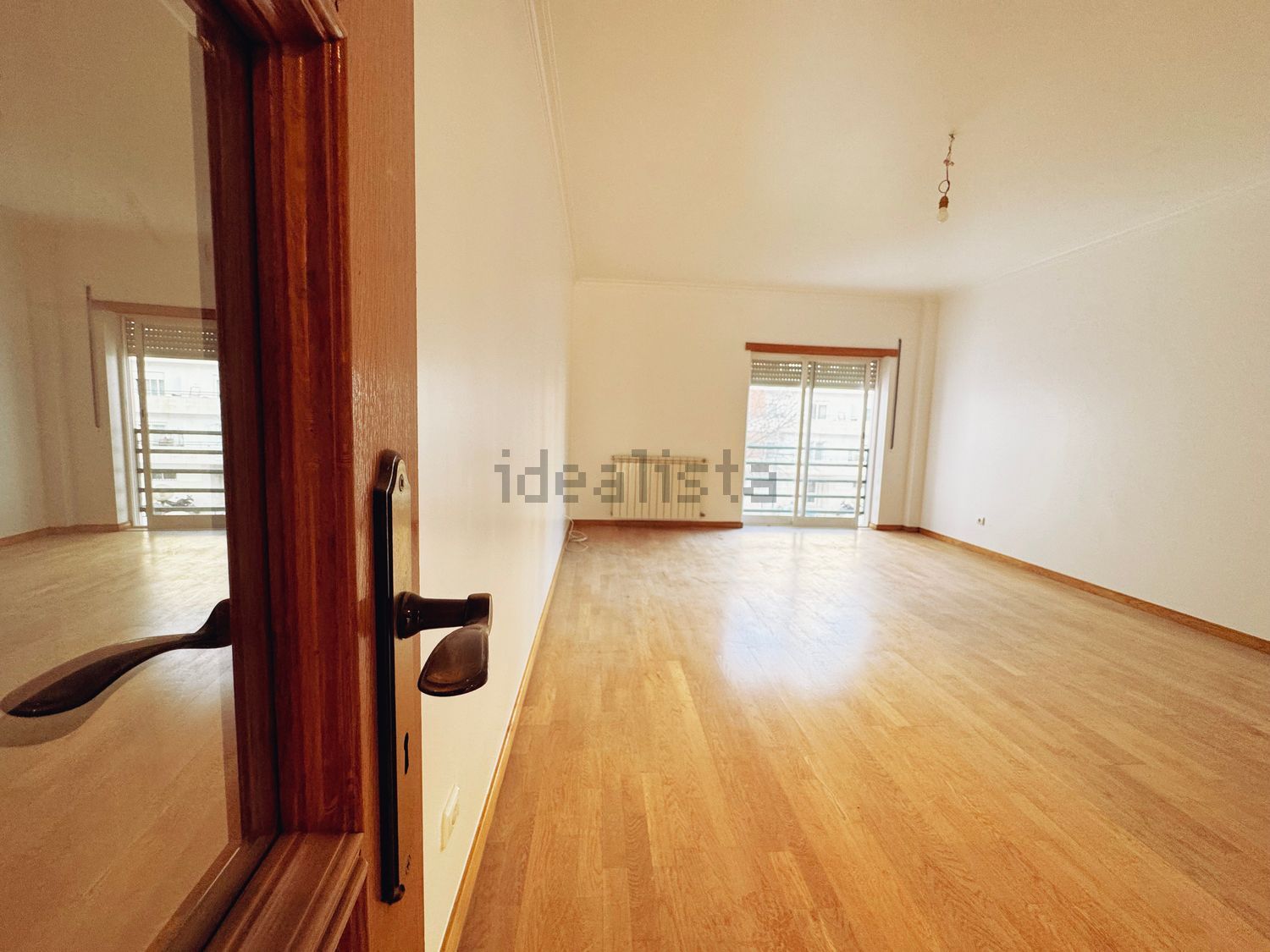 出租公寓 t3在Rua Raúl Pereira de Sousa, 13 - 居住