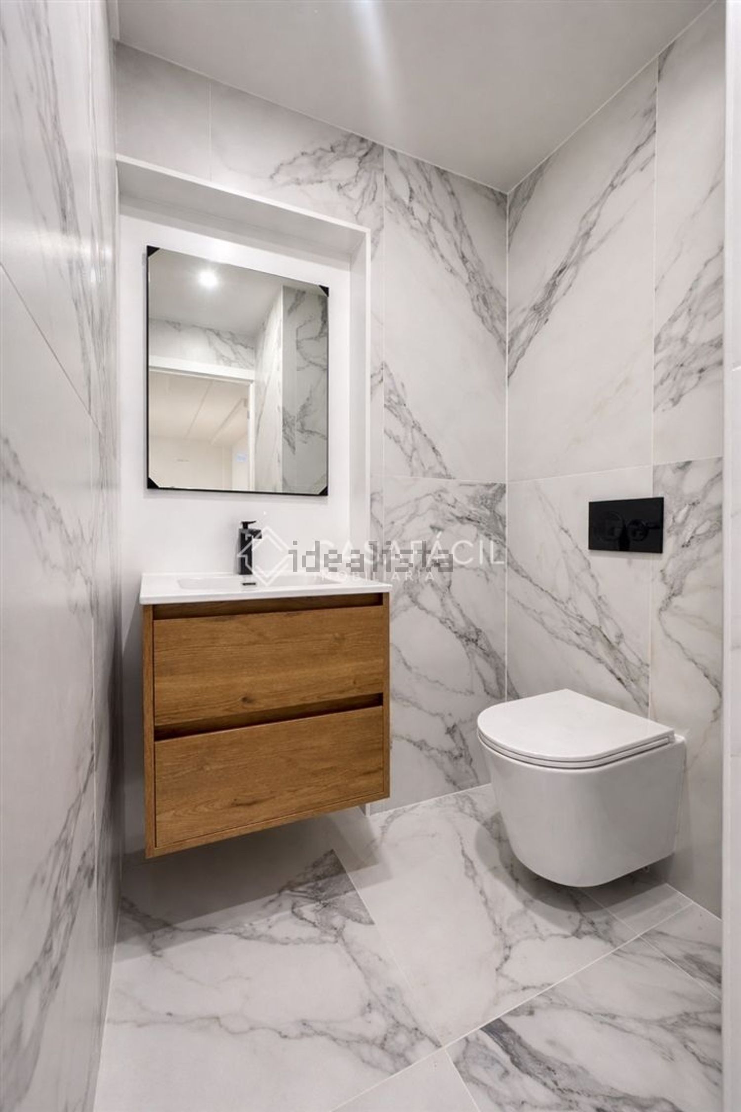 出租公寓 t2在Rua da Cadeia Velha, 20 - 卫生间