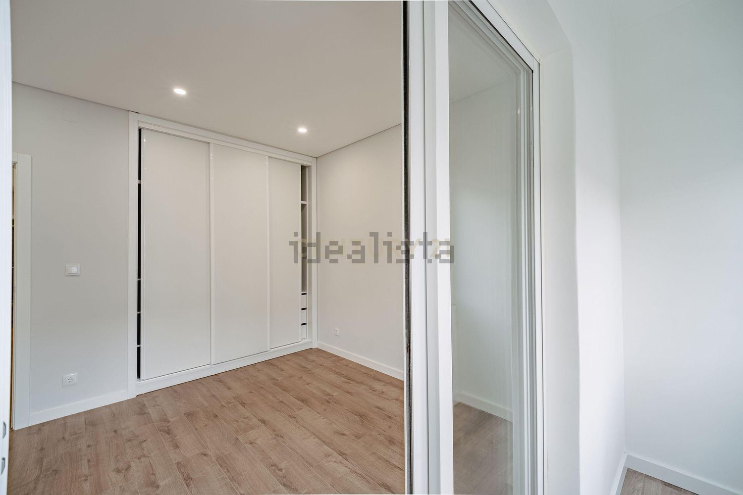 公寓 t2出售在Rua Luís António Verney, 27 - 居住