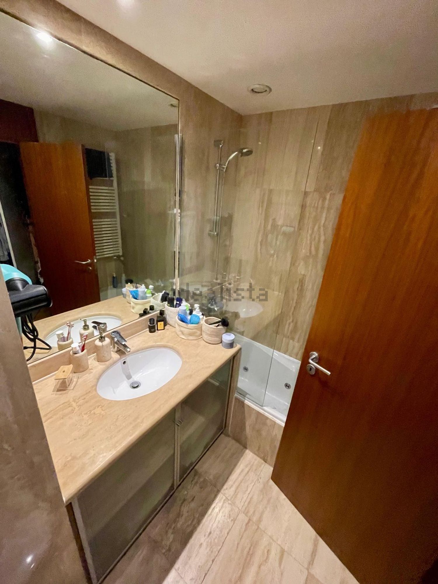 出租公寓 t1在Avenida Sérgio Vieira de Mello, 2 - 卫生间