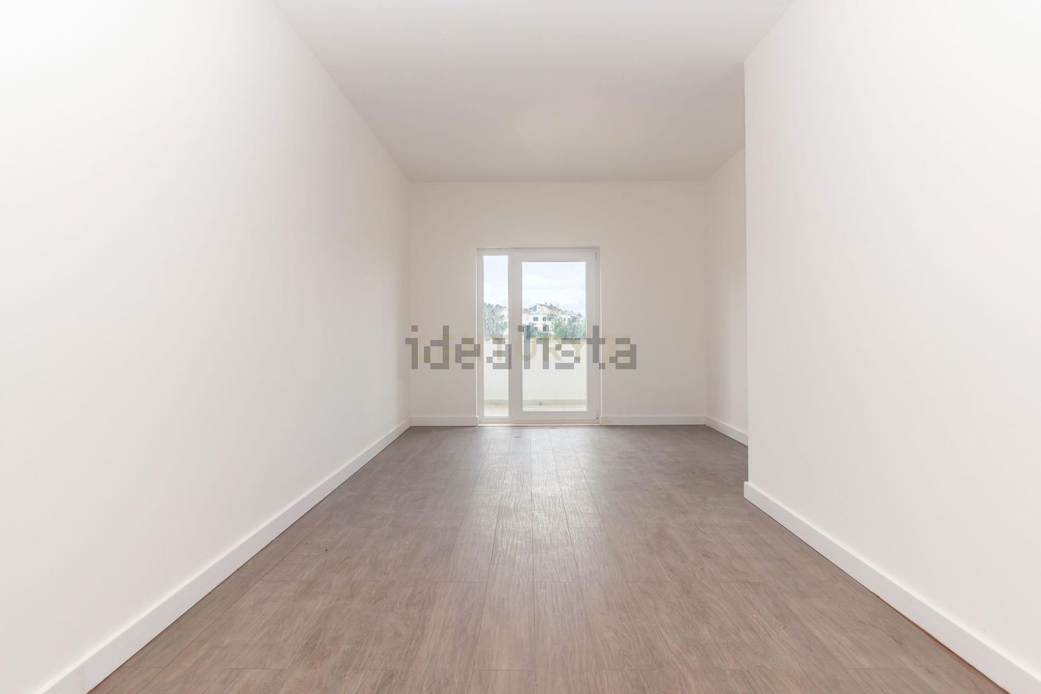 小楼房或独栋别墅出售在Avenida do Canto do Pinheiro - 居住