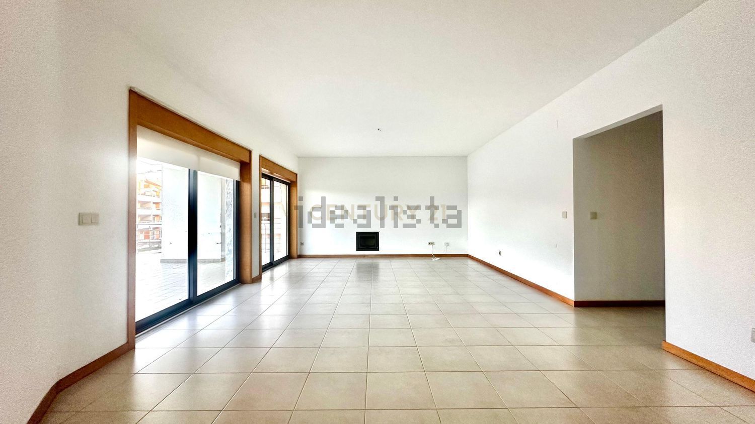 公寓 t4出售在Avenida Natália Correia - 居住