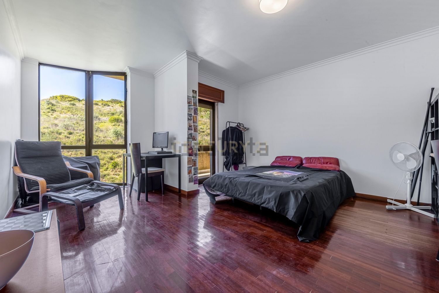 公寓 t4出售在Rua David Mourão-Ferreira s/n - 客厅