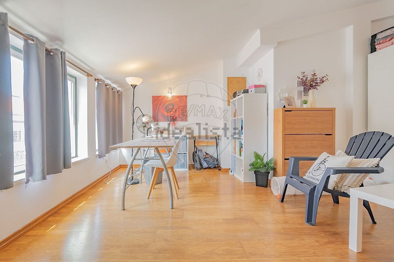 公寓 t2出售在Rua Doutor Afonso Oliveira Guimarães - 客厅