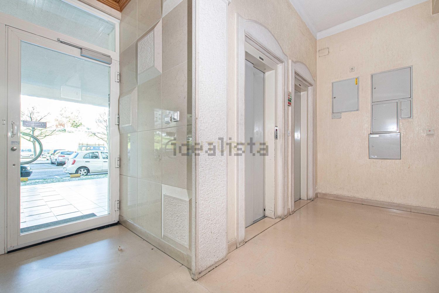 公寓 t3出售在Rua João da Silva Vitoriano, 8 - 过道