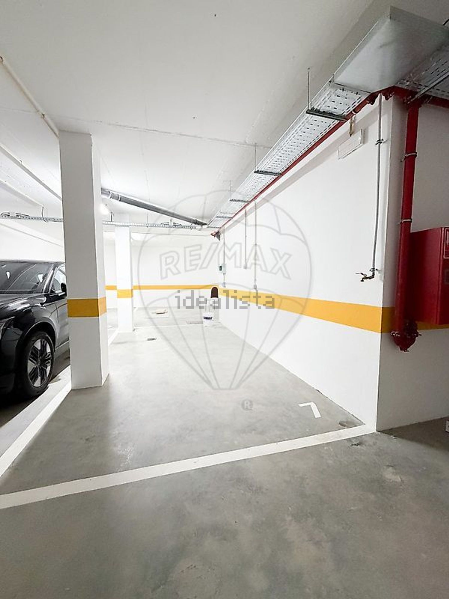 出租公寓 t3在Rua Jose Anastácio da Cunha - 停车位