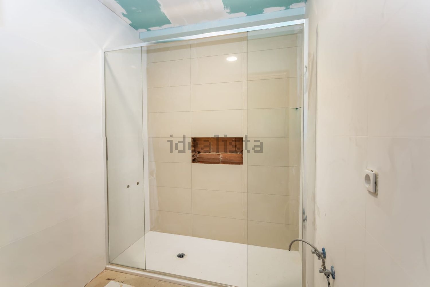 公寓 t3出售在Rua Maria Amália Vaz de Carvalho s/n - 卫生间