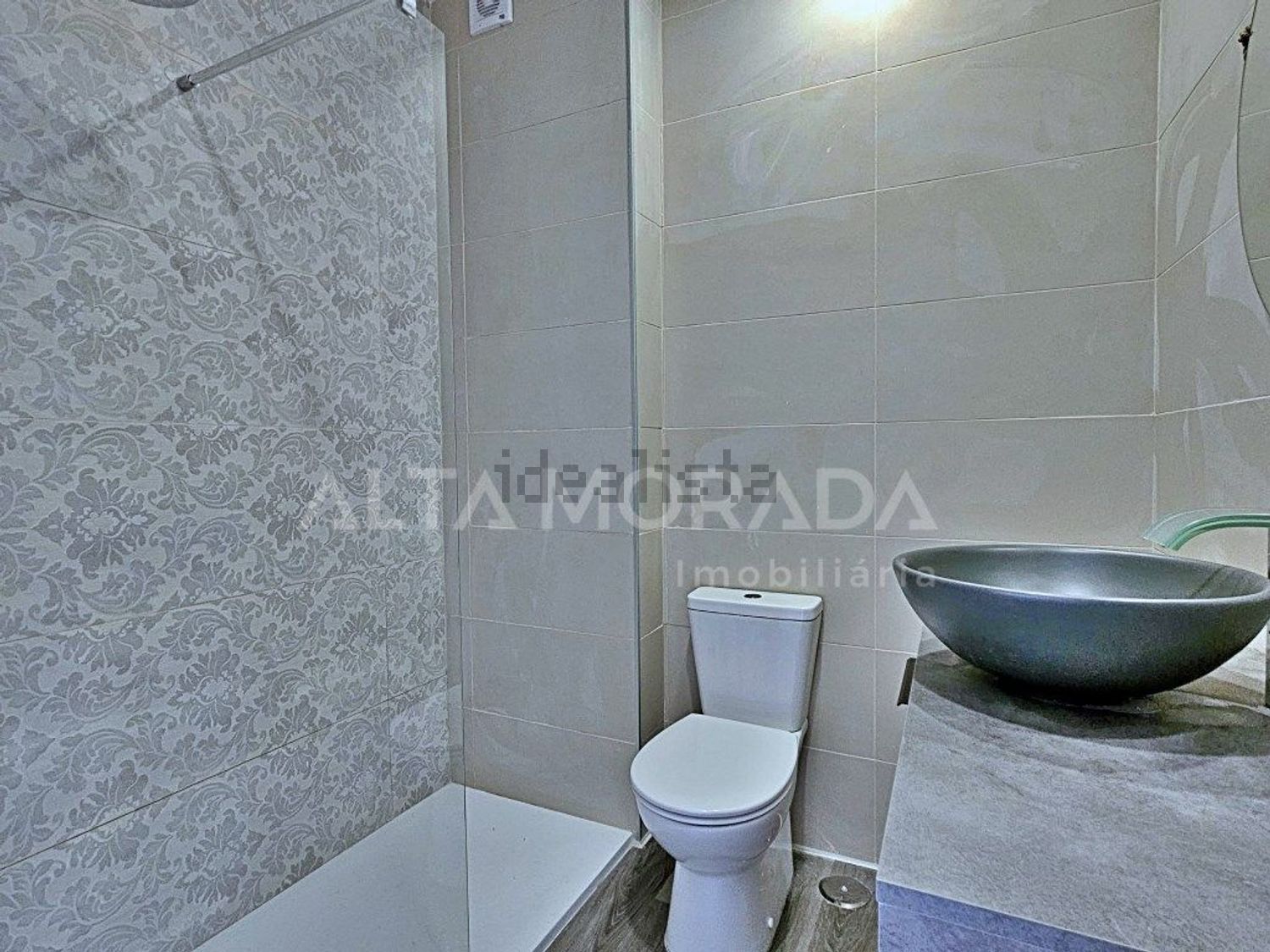 公寓 t2出售在Rua de Diu, 28 - 卫生间