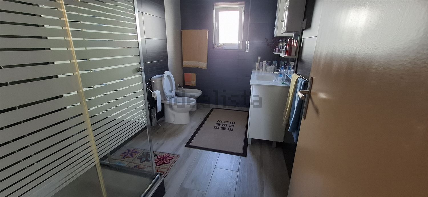 小楼房或独栋别墅出售在Santa Bárbara - 卫生间