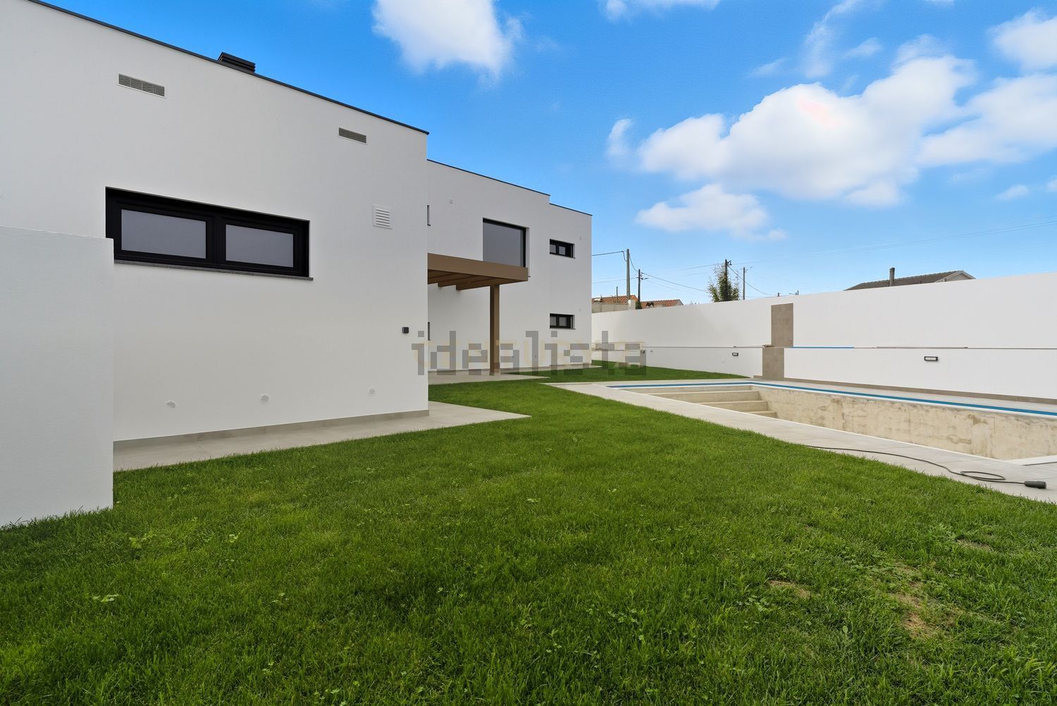 小楼房或独栋别墅出售在Rua das Portelinhas, 4 - 外立面