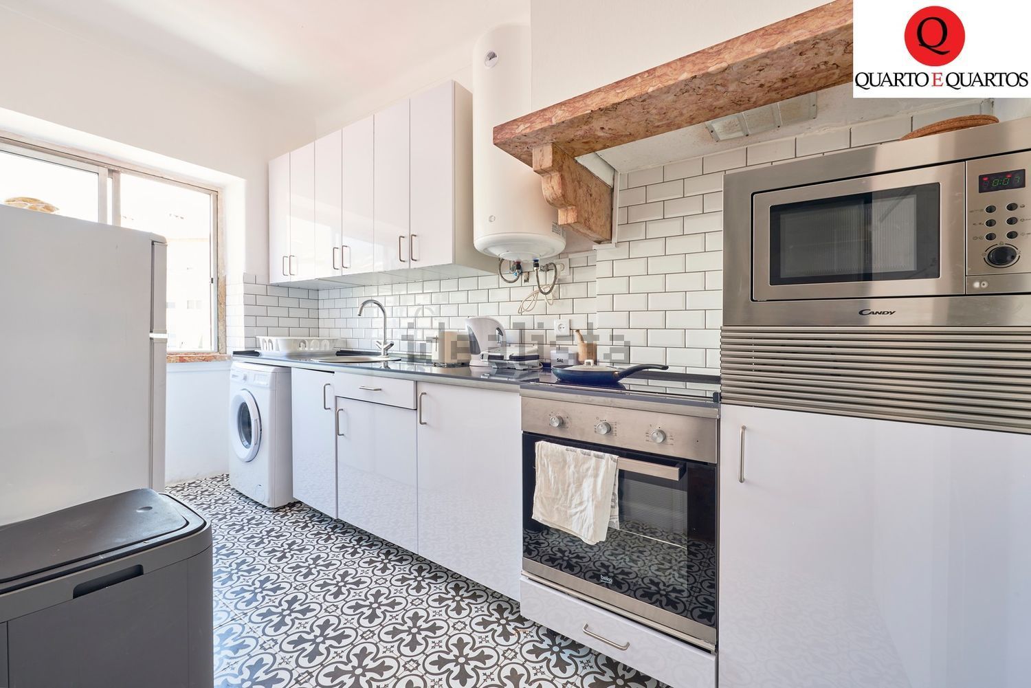 出租房间在Avenida Eduardo Jorge - 厨房