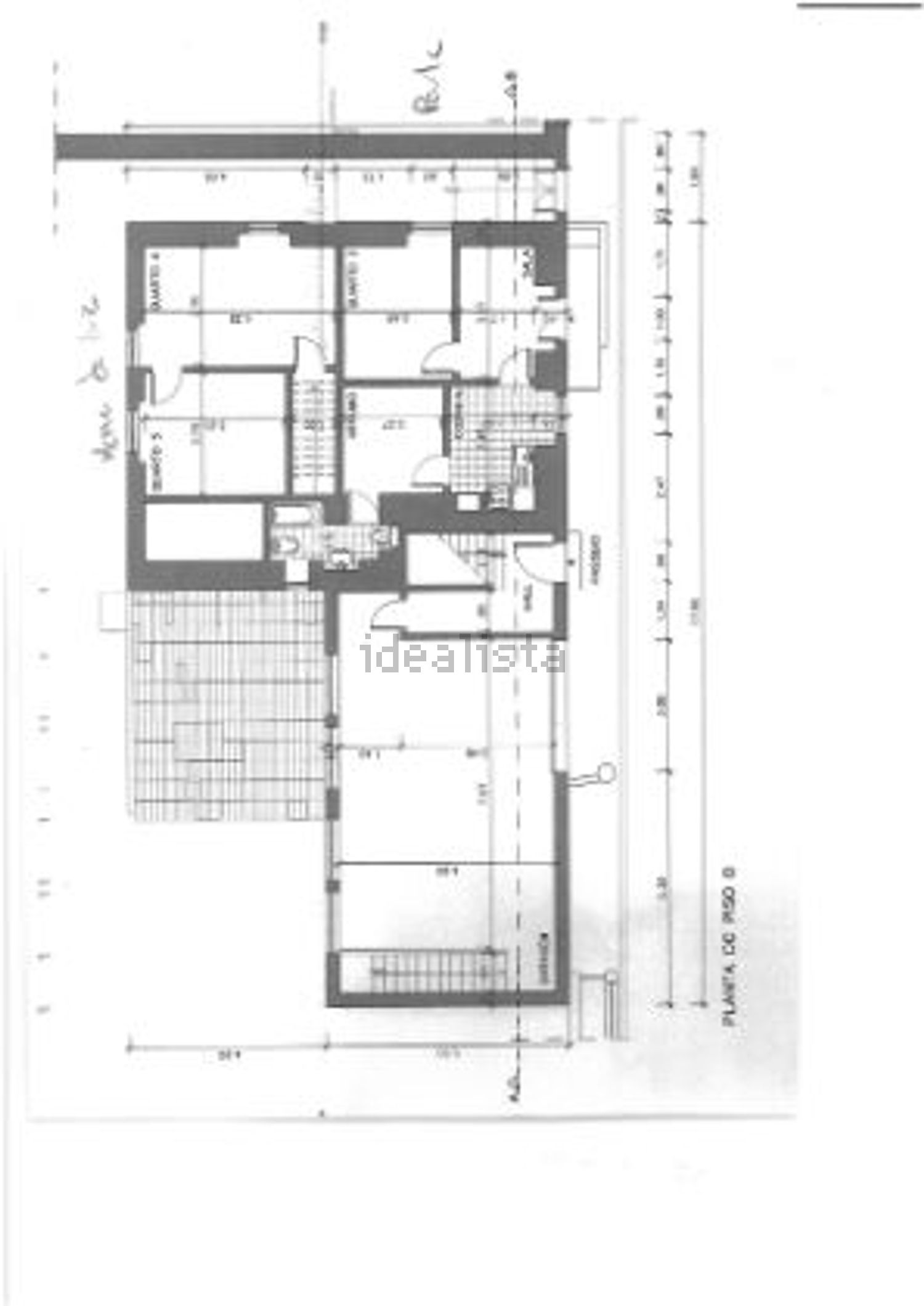 小楼房或独栋别墅出售在Rua Serpa Pinto s/n - 平面图