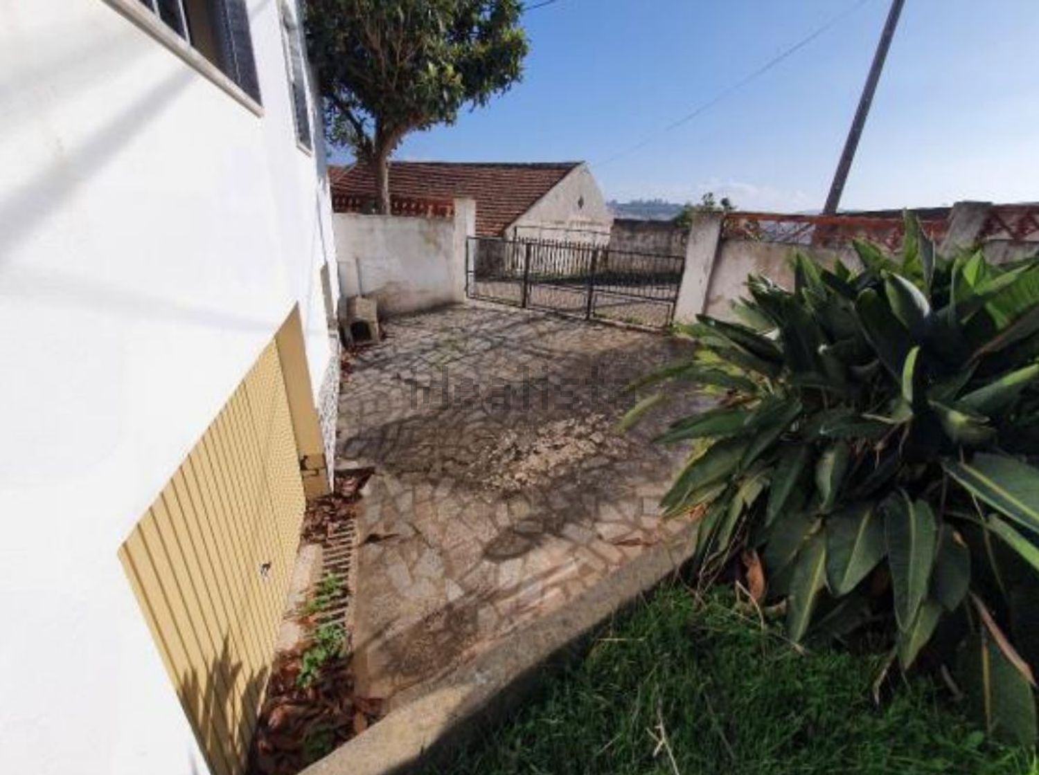 小楼房或独栋别墅出售在Rua do Carrosel, 1 - 外立面