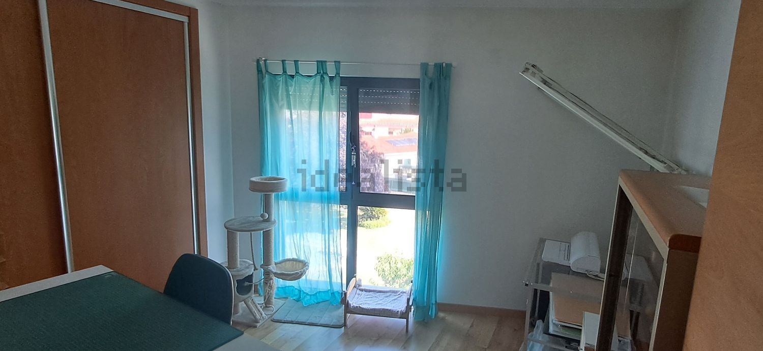 双拼别墅出售在Rua Nossa Senhora do Rosário - 卧室