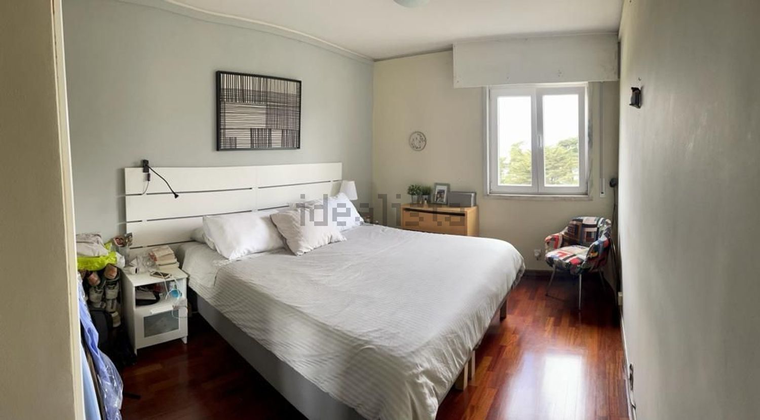 公寓 t3出售在Alameda António Sérgio, 7 - 卧室