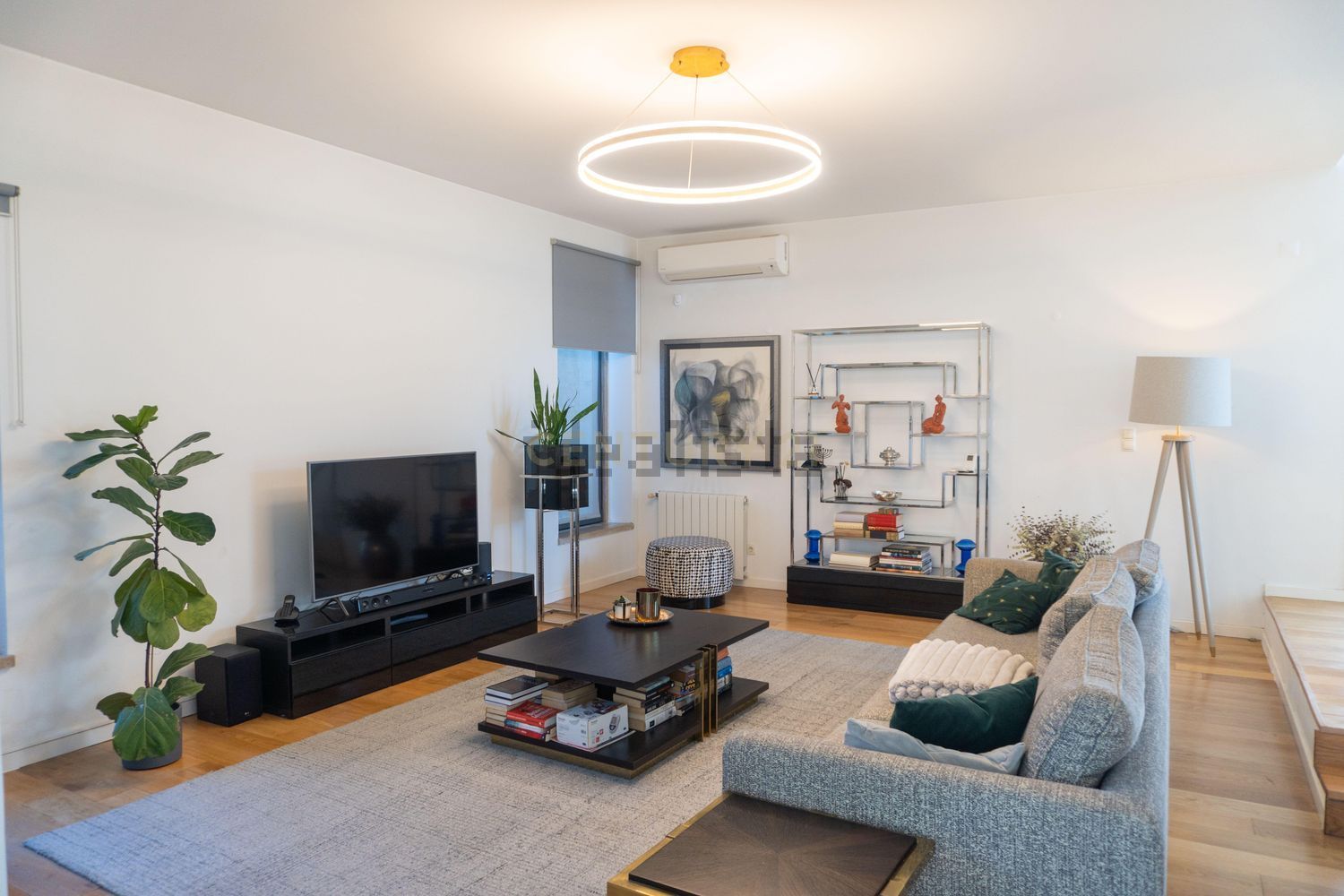 小楼房或独栋别墅出售在Rua dos Lilazes, 8 - 客厅