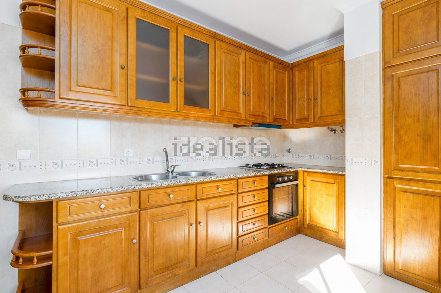 公寓 t2出售在Rua Movimento das Forças Armadas, 32 - 厨房