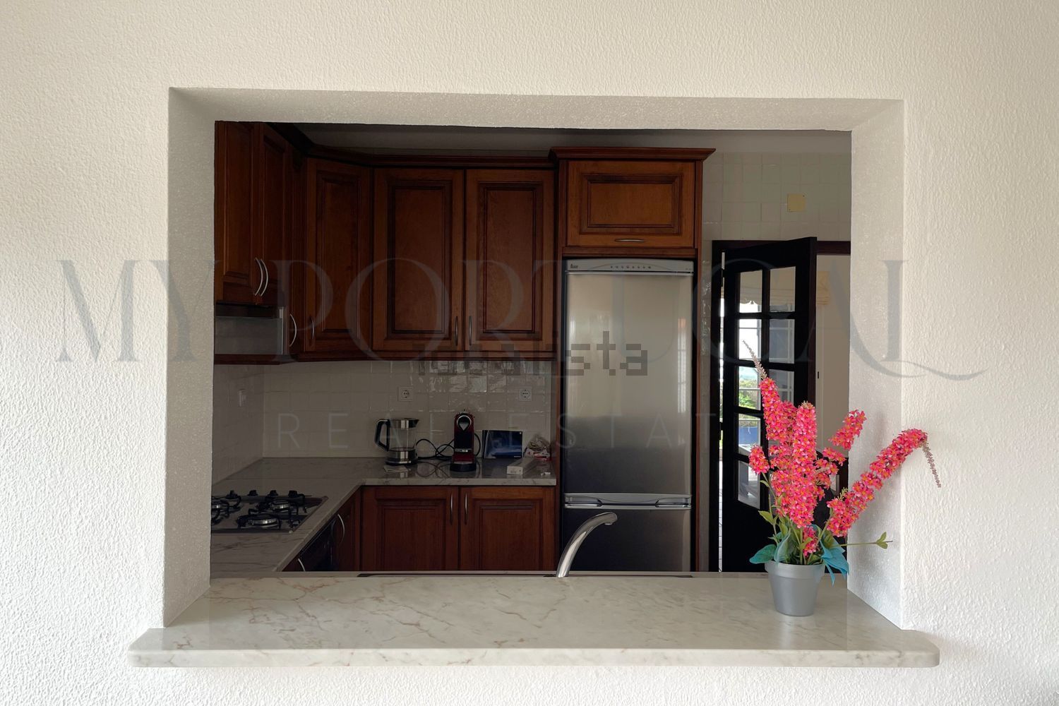 出租小楼房或独栋别墅在Praceta da Liberdade - 厨房