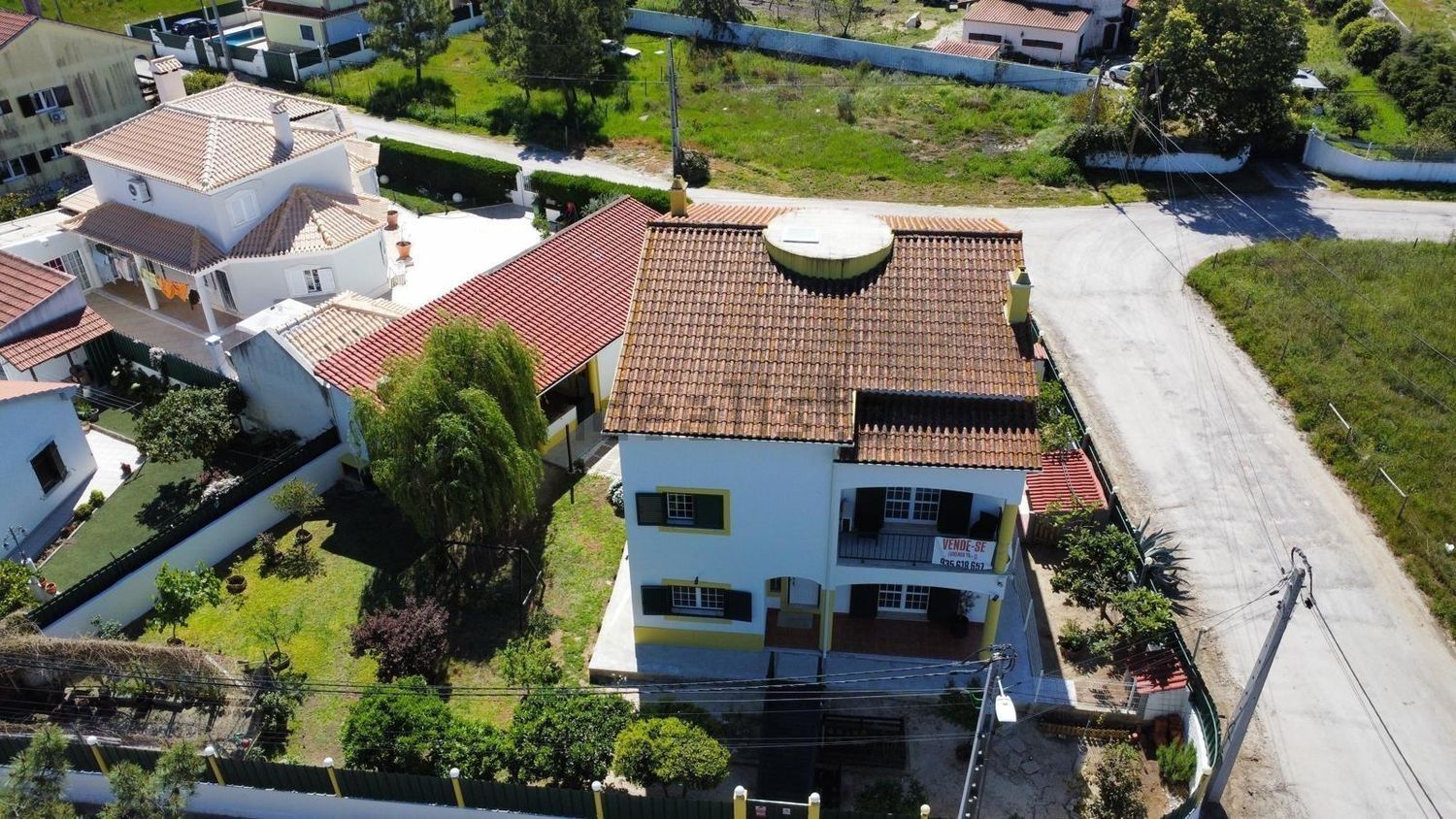 小楼房或独栋别墅出售在Lagoinha - Vale de Touros - 外立面