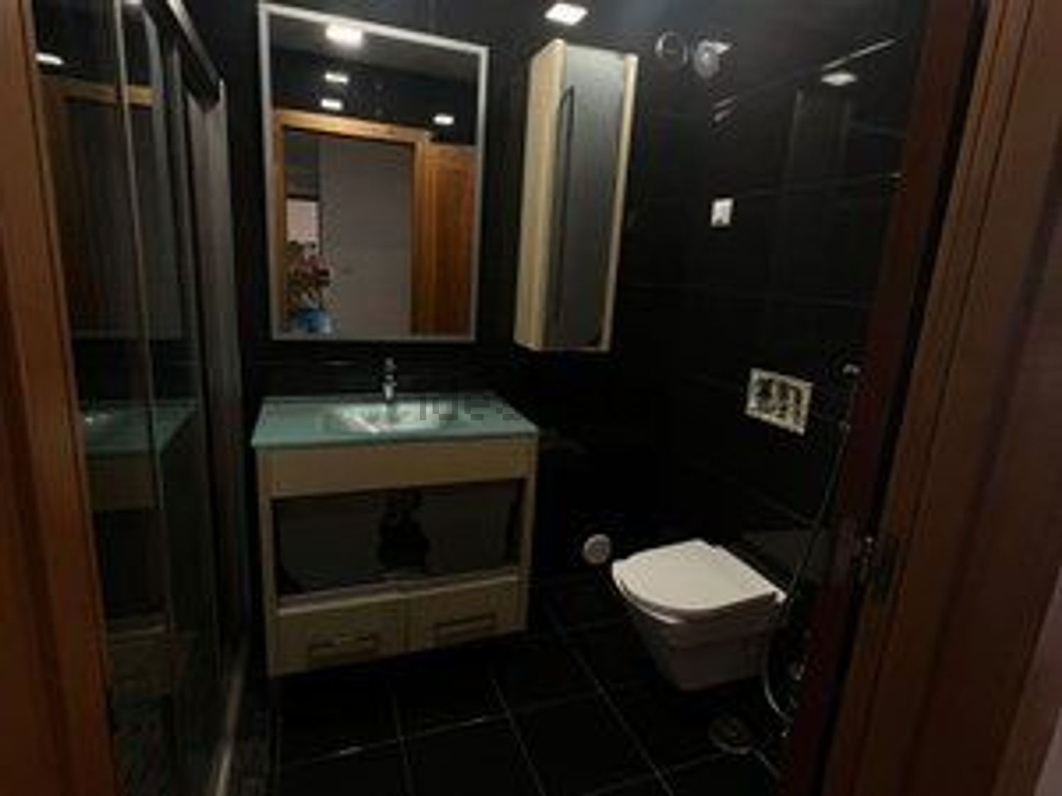 出租公寓 t2在Avenida Diogo Cão, 21 - 卫生间