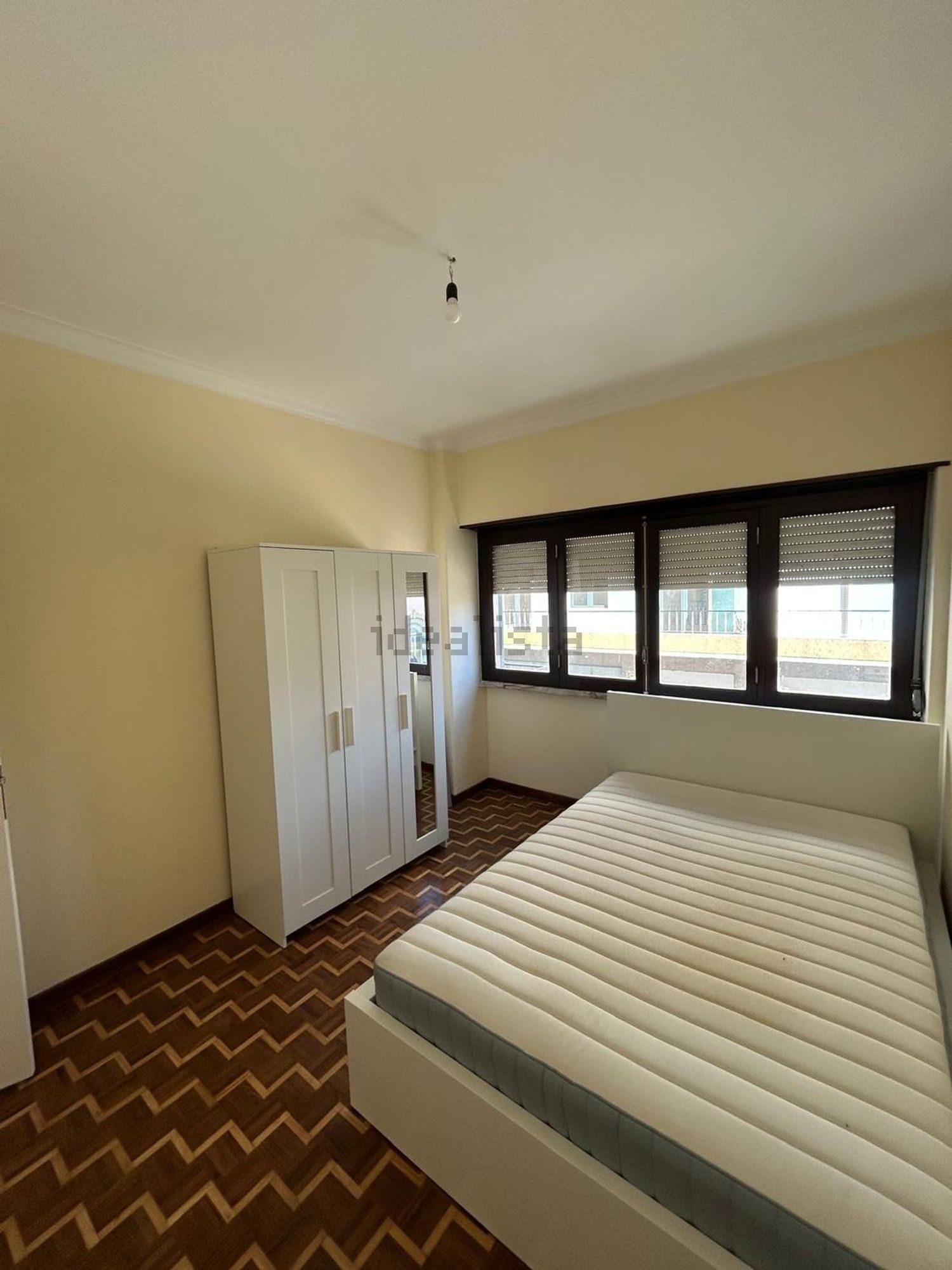 出租房间在Rua Fernão Mendes Pinto, 440 - 卧室