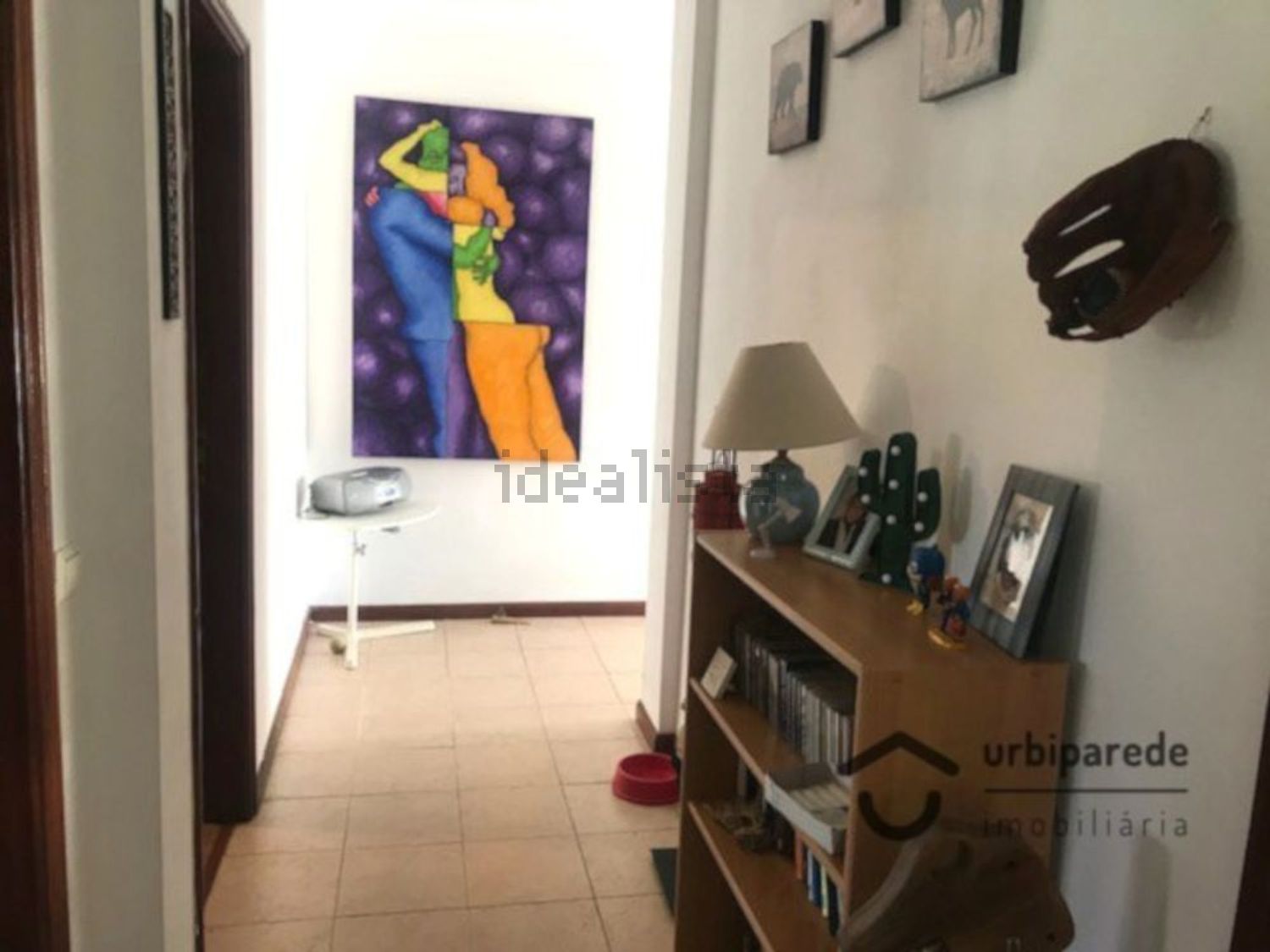 出租小楼房或独栋别墅在Praceta Susana Feitor s/n - 过道