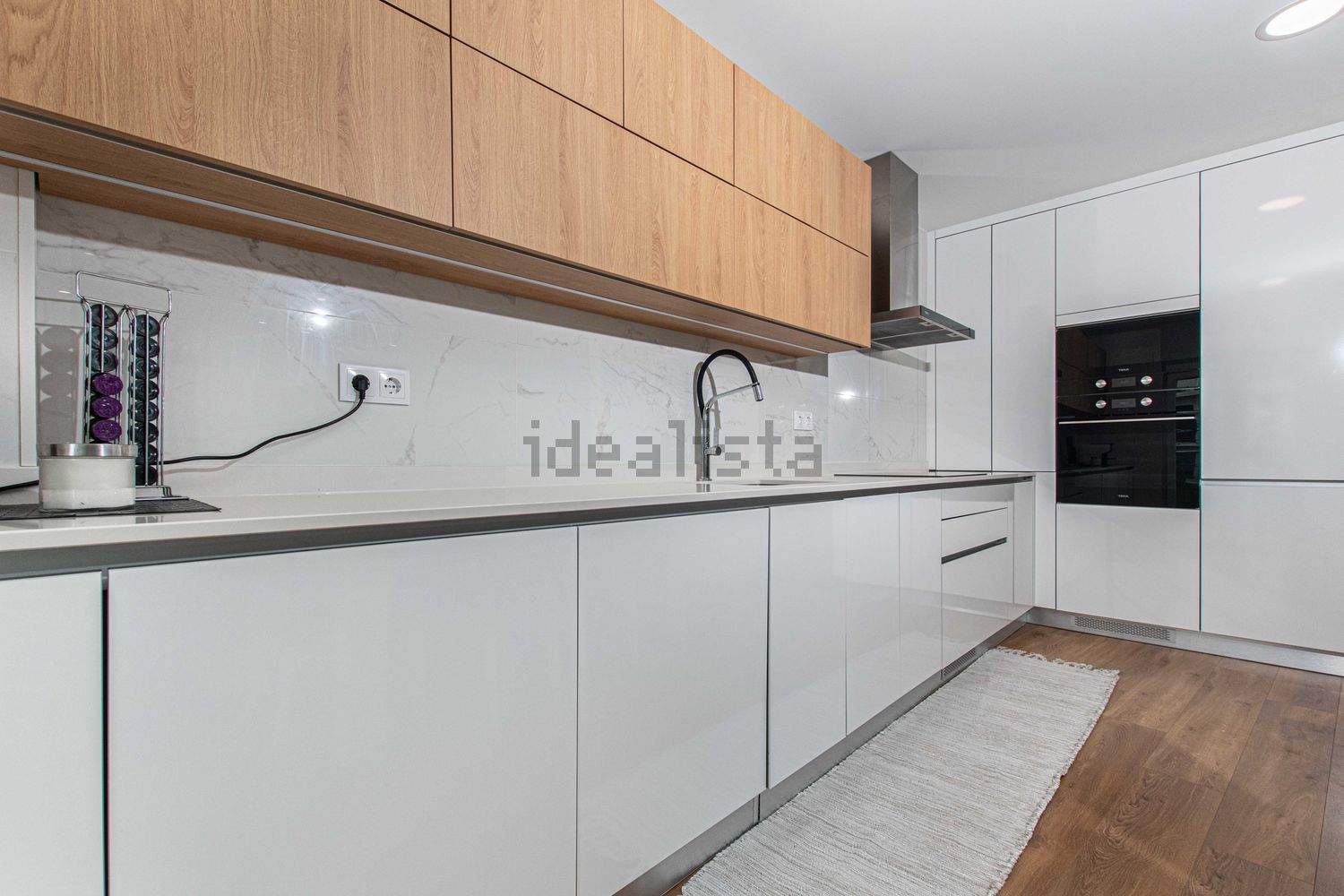 公寓 t2出售在Praça 1º de Maio, 4 - 厨房