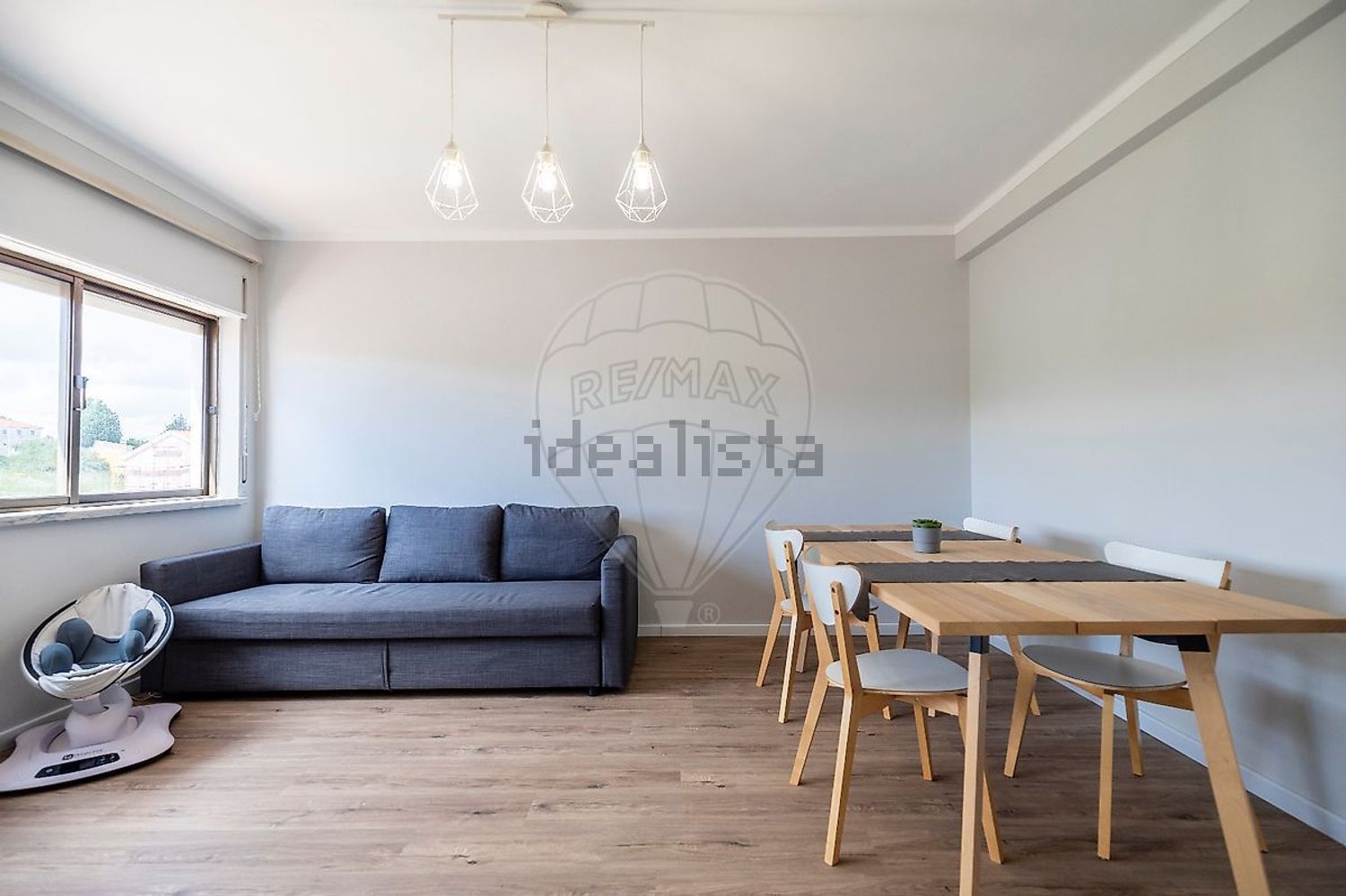 公寓 t2出售在Rua das Rosas - 客厅