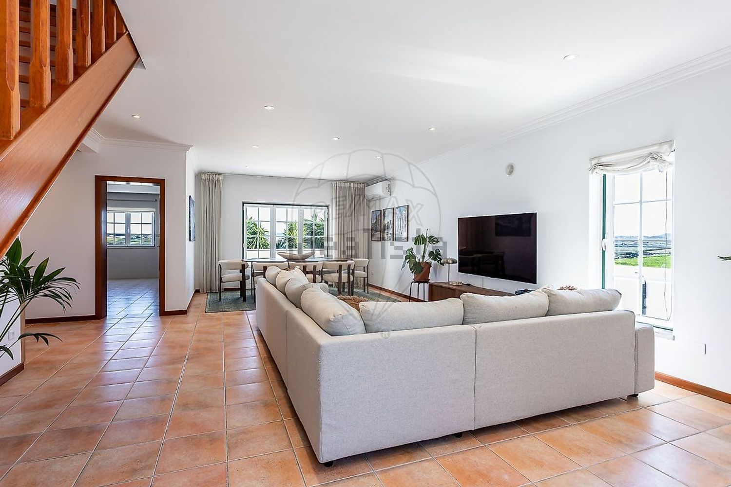 小楼房或独栋别墅出售在Rua Filipe Sapateiro - 客厅