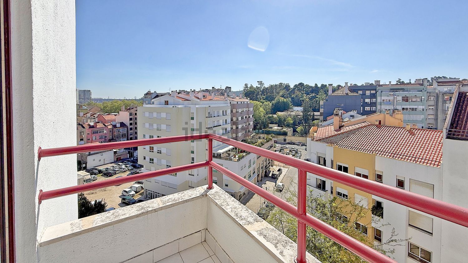 公寓 t6出售在Rua José Afonso, 10 - 阳台