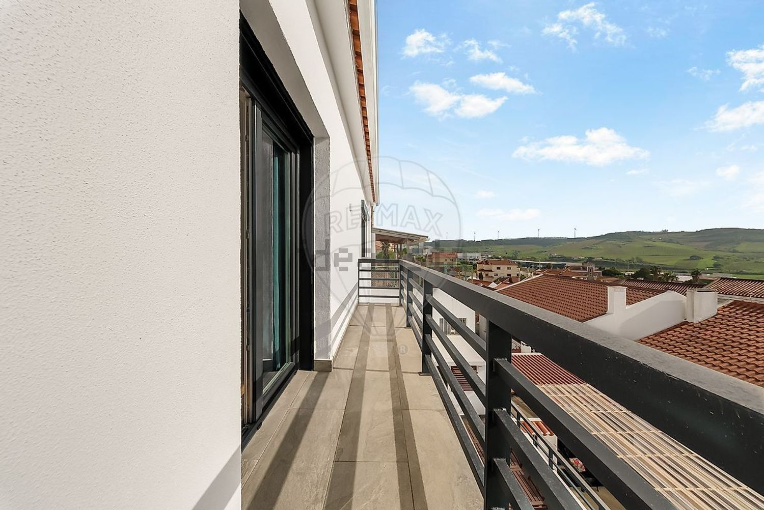 小楼房或独栋别墅出售在Bairro Vila Morena - 阳台