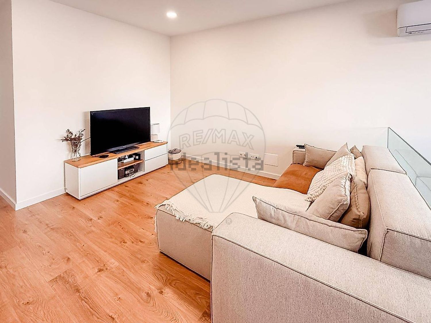 公寓 t2出售在Rua de Olivença - 客厅