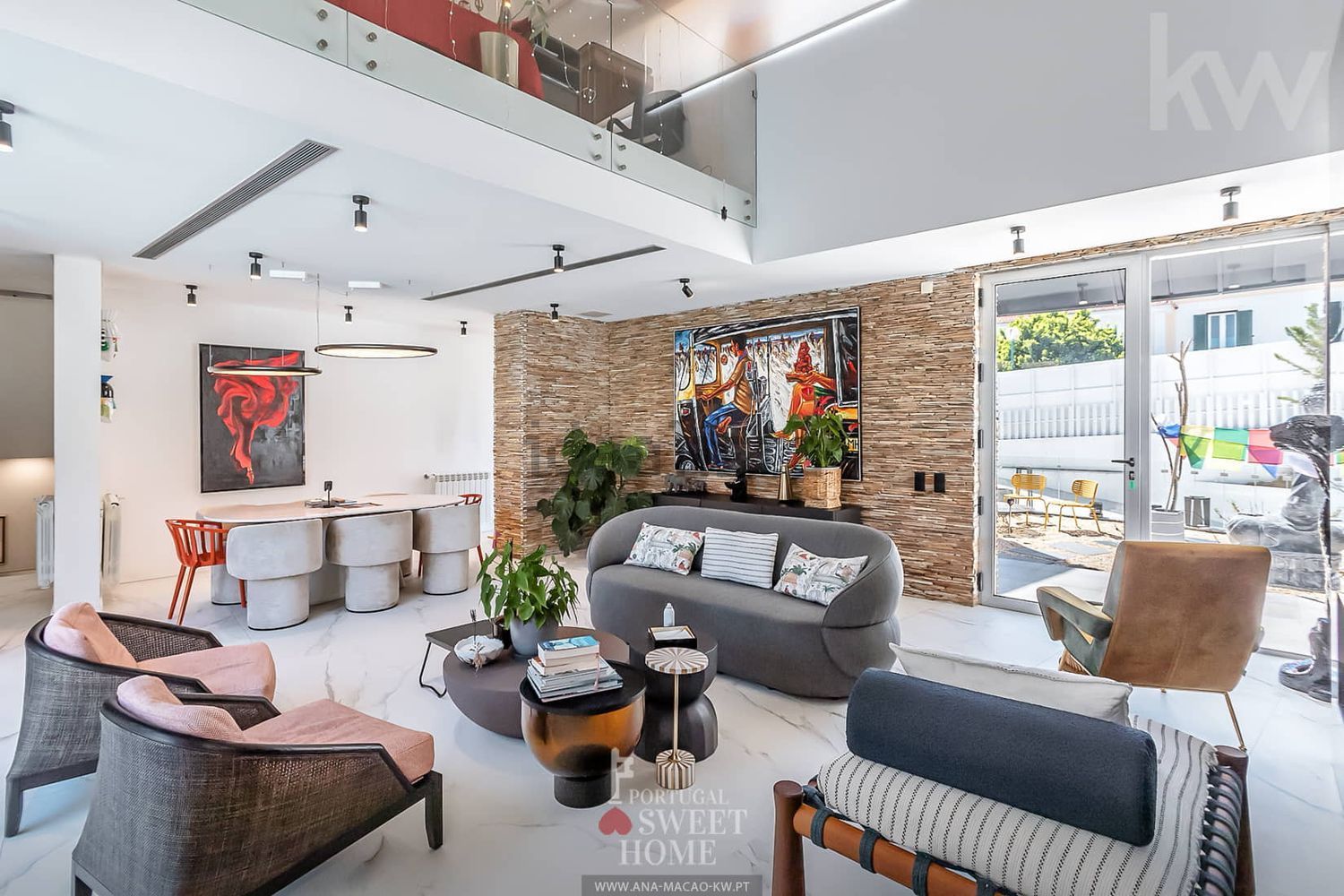 小楼房或独栋别墅出售在Beloura - Penha Longa - 客厅