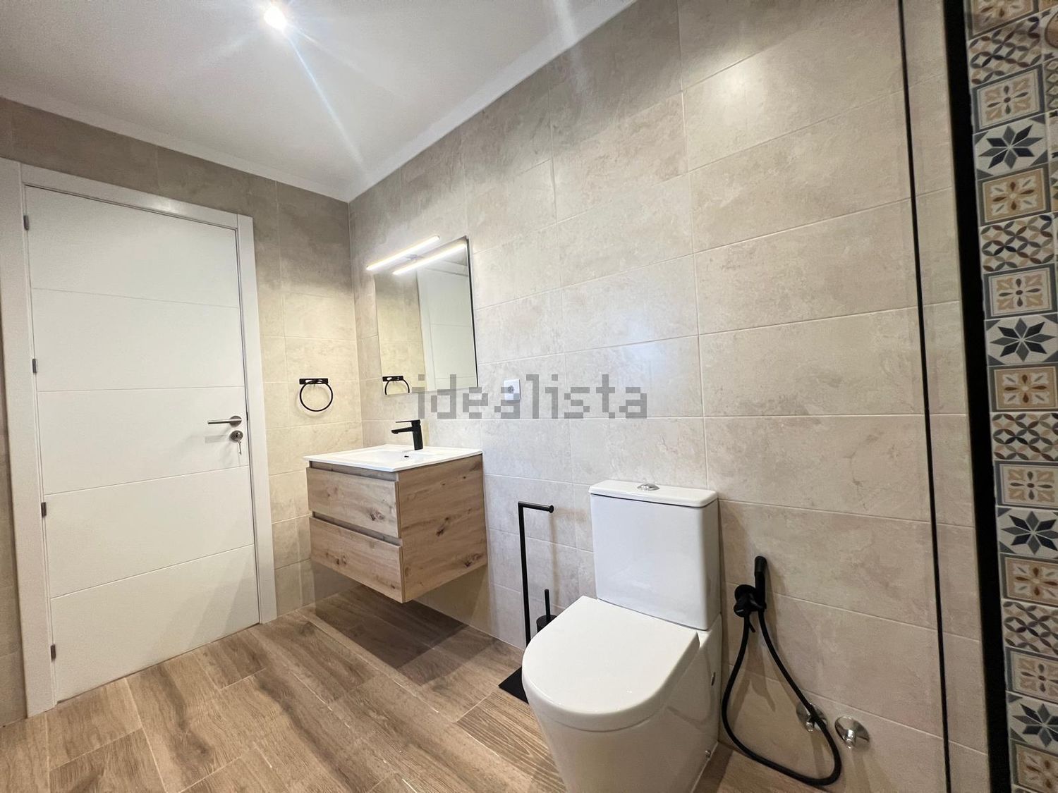 出租双拼别墅在Travessa Professor Victor Oliveira, 6 - 卫生间