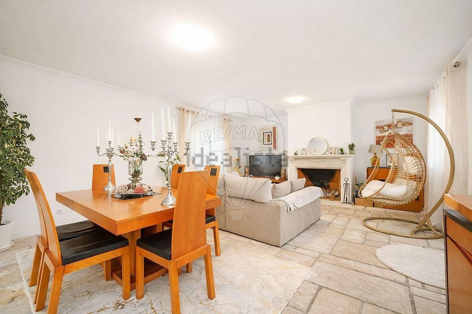 小楼房或独栋别墅出售在Rua Doutor Francisco Gonçalves de Oliveira - 客厅