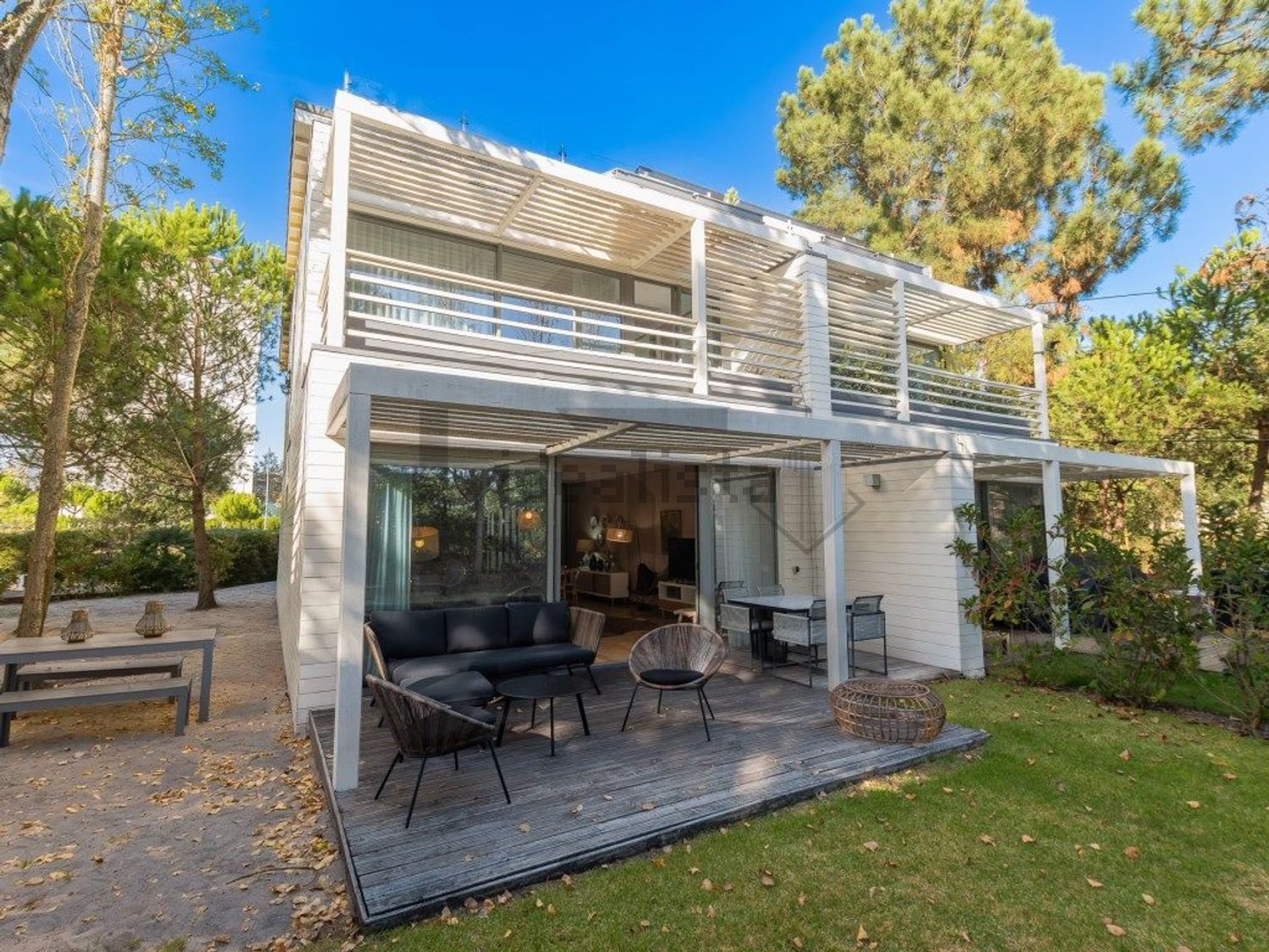 出租小楼房或独栋别墅在Alameda do Zambujeiro - 外立面